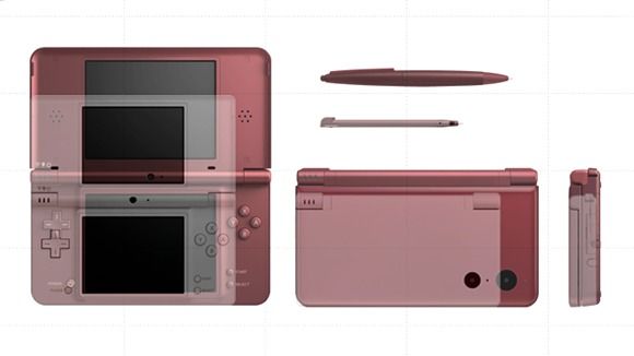 Nintendo DSi XL, comparación de tamaños con una Nintendo DSi
