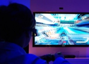 EA piensa que los juegos 3D sucumben ante los sociales