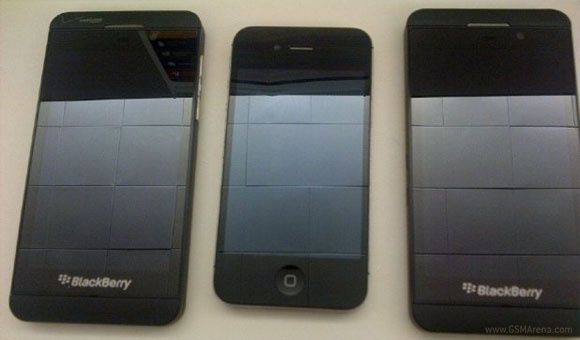 iPhone 5 vs Blackberry z10