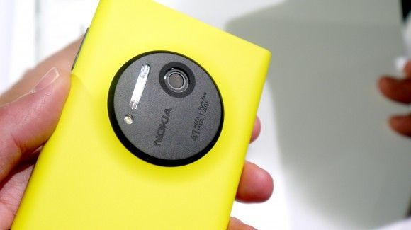La cámara del Nokia 1020 con 41 Mpx es mejor que una DSLR