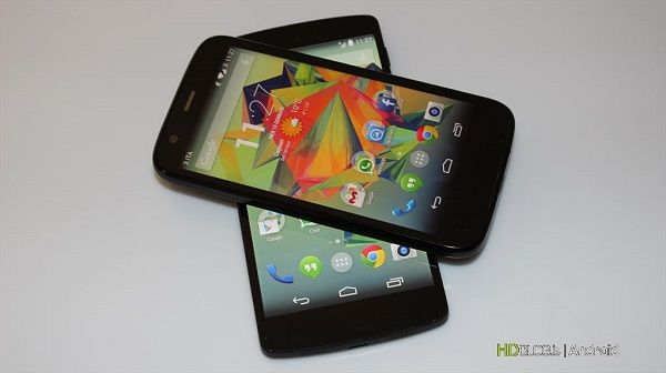 Motorola Moto G vs Nexus 5 en vídeo