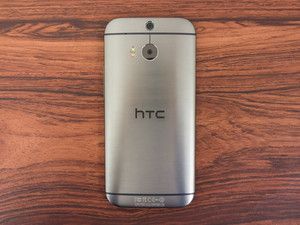 HTC ONE M8, diseño