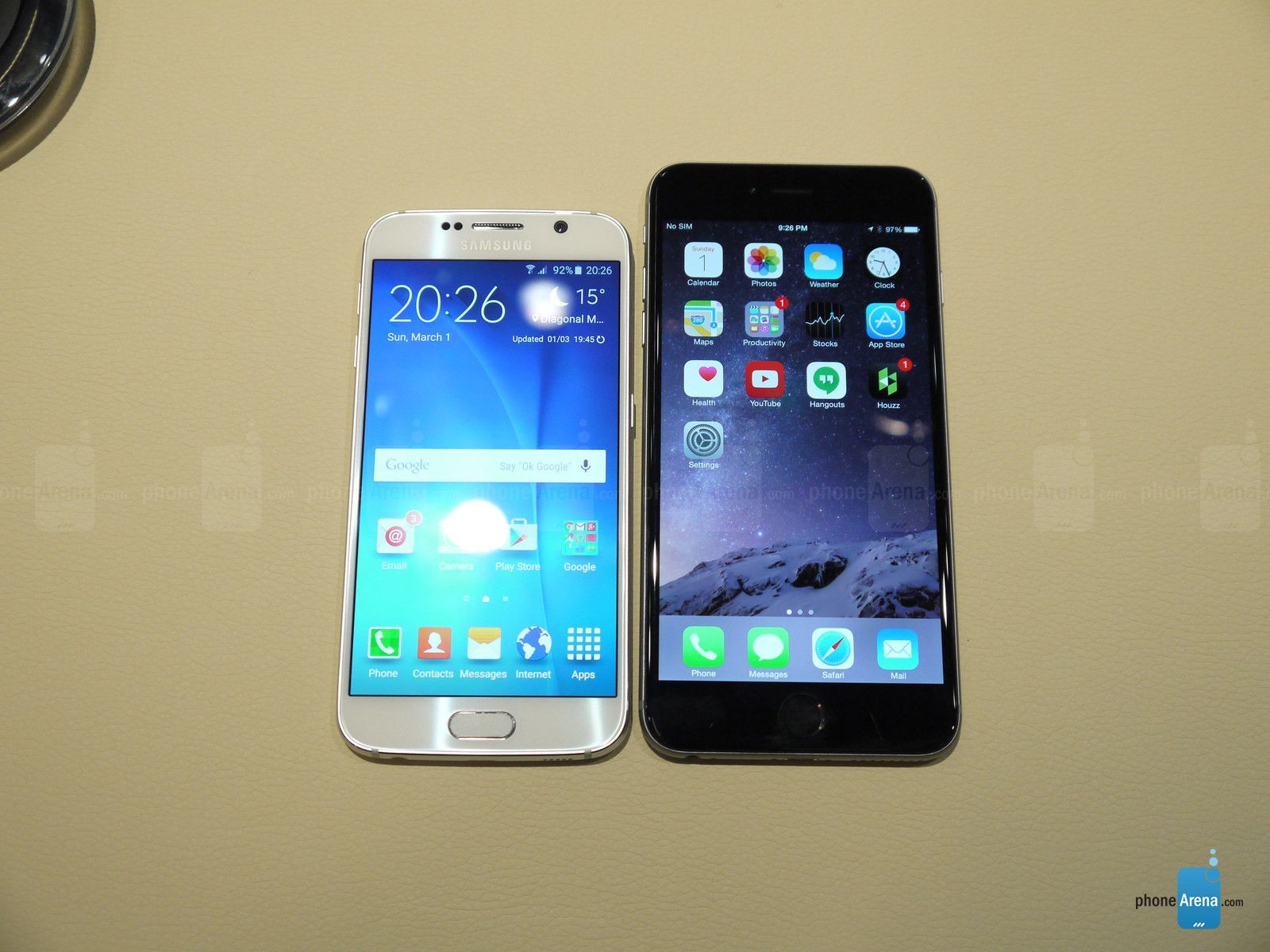 Galaxy-S6-vs-iPhone-6-Plus