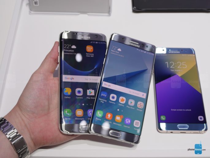 Galaxy Note 7 vs Galaxy S7, la batalla de las curvas
