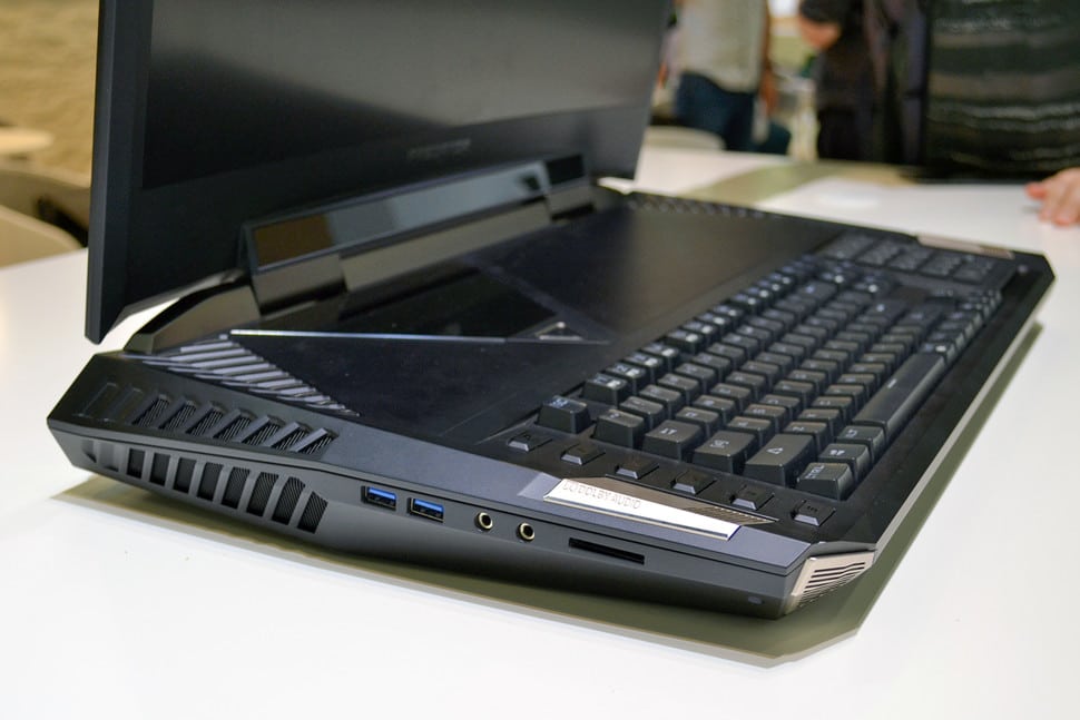 Acer Predator 21 X, características