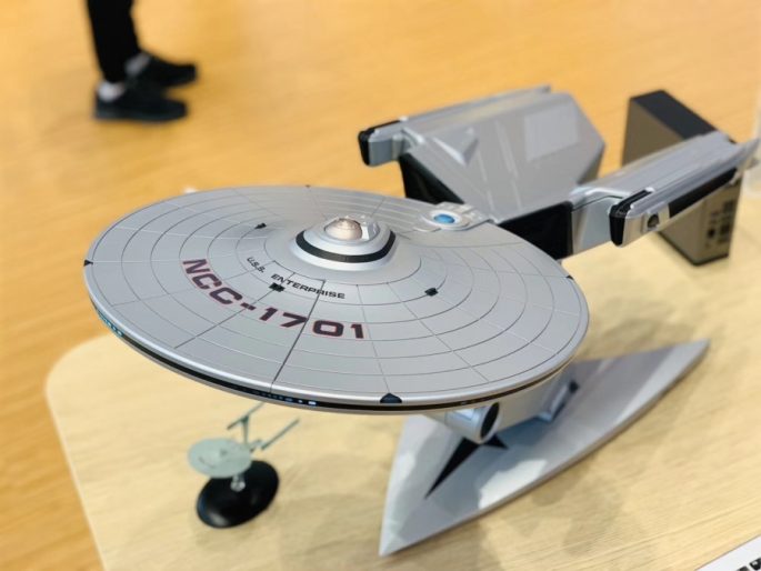 PC inspirado en la nave Enterprise de Star Trek