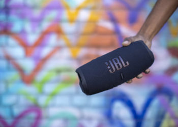 JBL Charge 5, el nuevo altavoz Bluetooth portátil para escuchar música sin parar