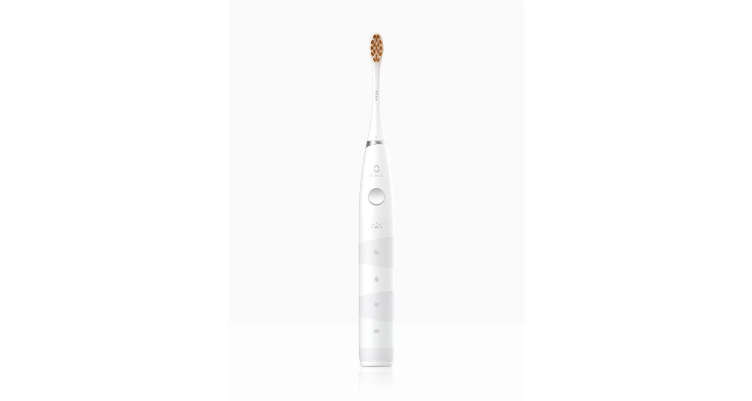 Cepillo dental eléctrico de la marca Oclean