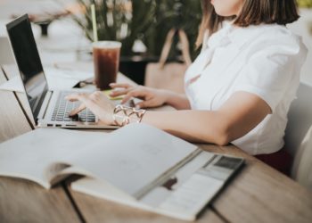 910886176 quien es y como hacer que pare