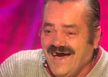 Elon Musk utiliza el meme del risitas y recibe karma instantáneo