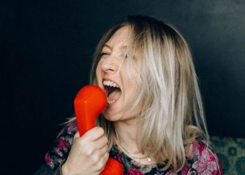 854613882 quien es y como hacer que dejen de llamar