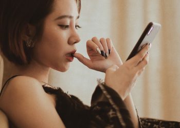 935956278 quien es y como hacer que dejen de llamar