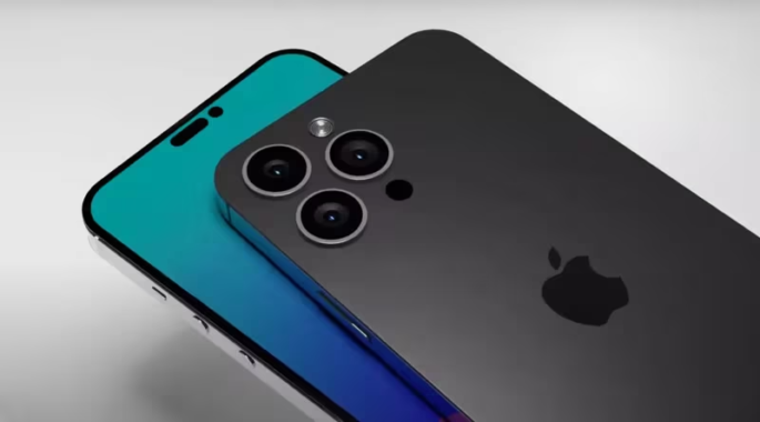 Según los rumores, el iPhone 17 podría tener una cámara frontal de 24 megapíxeles, un sensor más grande y un diseño de lente de 6 elementos.