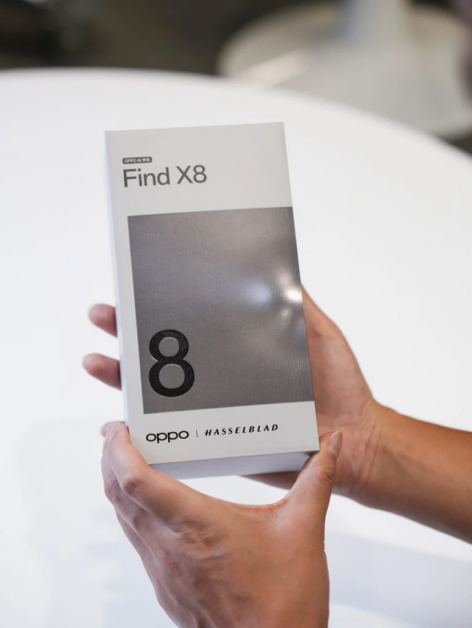 El Oppo Find X8 llega con fuerza: Diseño minimalista y tecnología de vanguardia