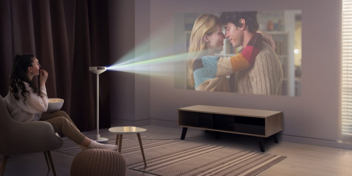 LG lanza los innovadores proyectores PF600U y CineBeam S en CES 2025