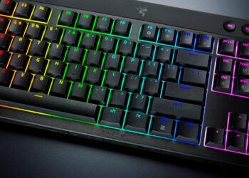 Razer BlackWidow V4 Low-profile HyperSpeed
