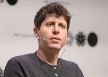 Sam Altman revela detalles del misterioso dispositivo ChatGPT diseñado por Jony Ive