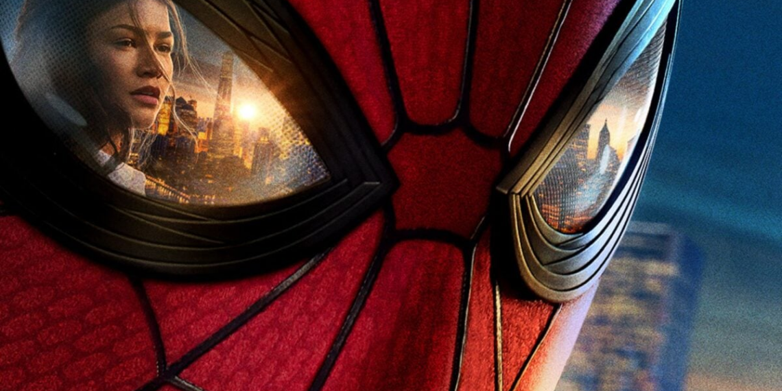 Arte conceptual del superheroe Spider Man trepando edificios en la pelicula Brand New Day.