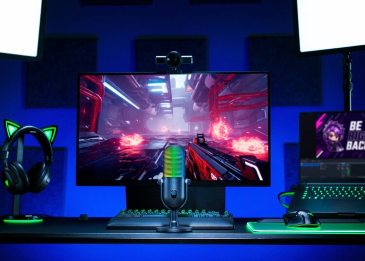 Razer Seiren V3 Chroma 32-bit