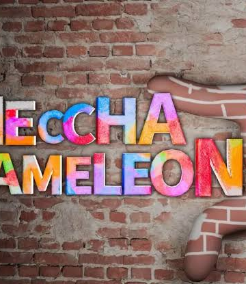 Logotipo del juego Meccha Chameleon junto a un candado de seguridad y el icono de Discord.
