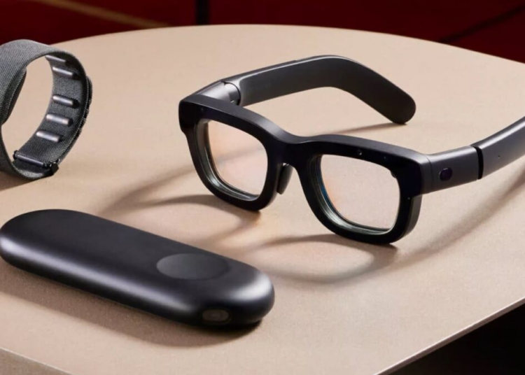 La gente empieza a usar apps para saber si le están grabando por la calle con las gafas de Meta