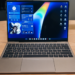 Google prepara su regreso al hardware portátil: se filtran los renders y especificaciones del 'Googlebook'